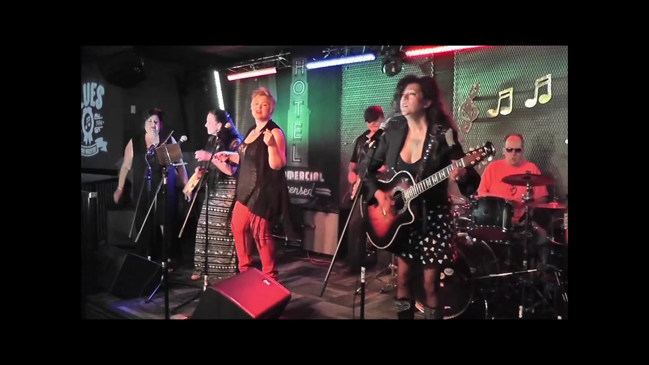 Room 313 / Angela Mackenzie / Blues on Whyte