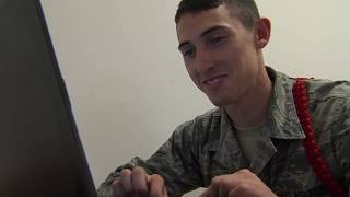 Etch-A-Sketch Airman Speaks Out screenshot 5