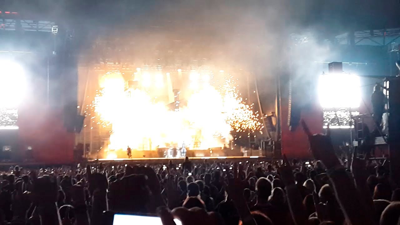 RAMMSTEIN - ICH WILL, LIVE MOSCOW 2016 - YouTube