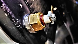 видео: Honda CB400 VTEC1. Как поставить советский термодатчик на мотоцикл? Разберемся в подробностях. картинка: Honda CB400 VTEC1. Как поставить советский термодатчик на мотоцикл? Разберемся в подробностях.