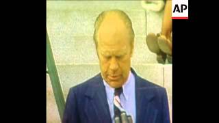 SYND 25 10 74 GERALD FORD MAKES SPEECH IN IOWA