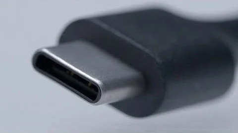 USB Type-C: Explained! - A new standard for power, data and display