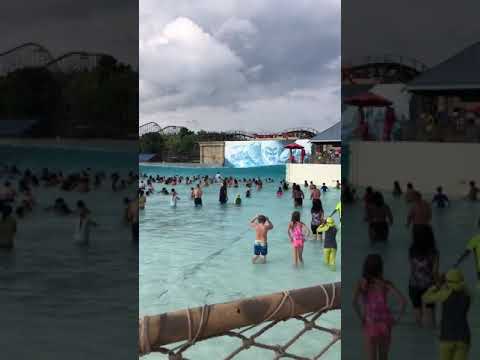 Video: Mt. Olympus - Wisconsin Dells Freizeitpark und Wasserpark