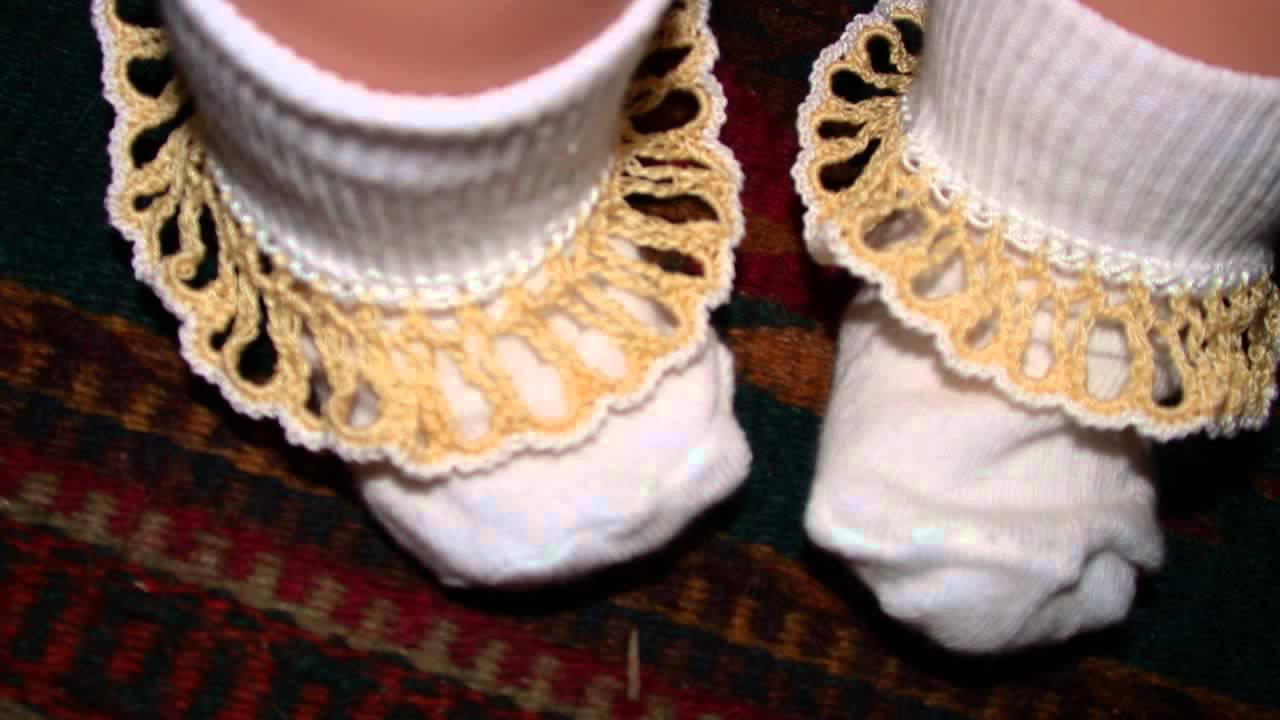 Почему воняют носки - YouTube