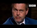 Dragons divided over entrepreneur's strange product I Dragon's Den - BBC