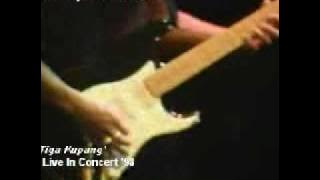 Lagu Tiga Kupang - XPDC (Live In Concert '98)