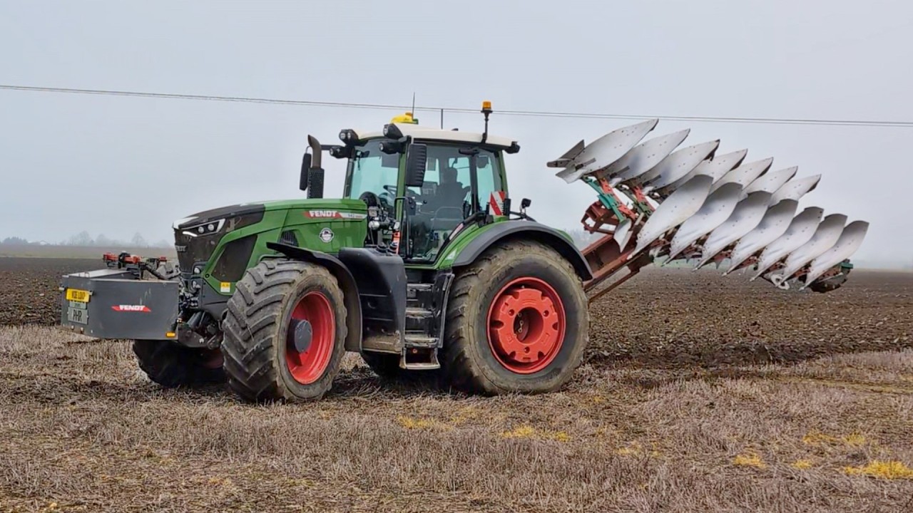 FENDT 942 PROPER PLOUGHING RIG