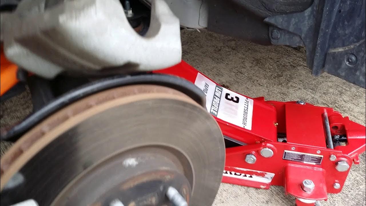 NISSAN ROGUE 2017 FRONT BRAKE PADS REPLACEMENT - YouTube