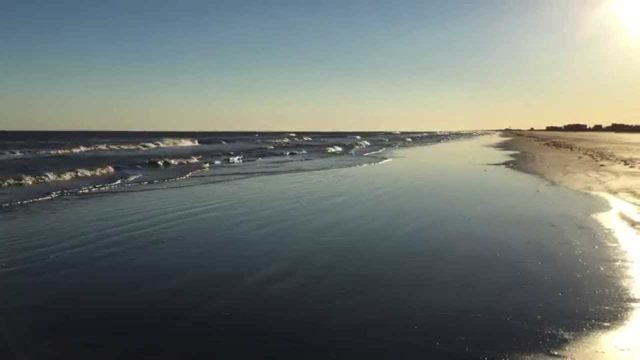 More Waves Splashing on the Beach Galveston, Texas YouTube