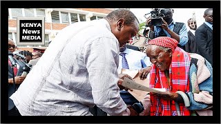 President Uhuru Kenyatta issue Title Deeds to Nyakinyua Group