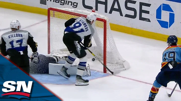 Steven Stamkos Calmly Converts On Breakaway To Pad...