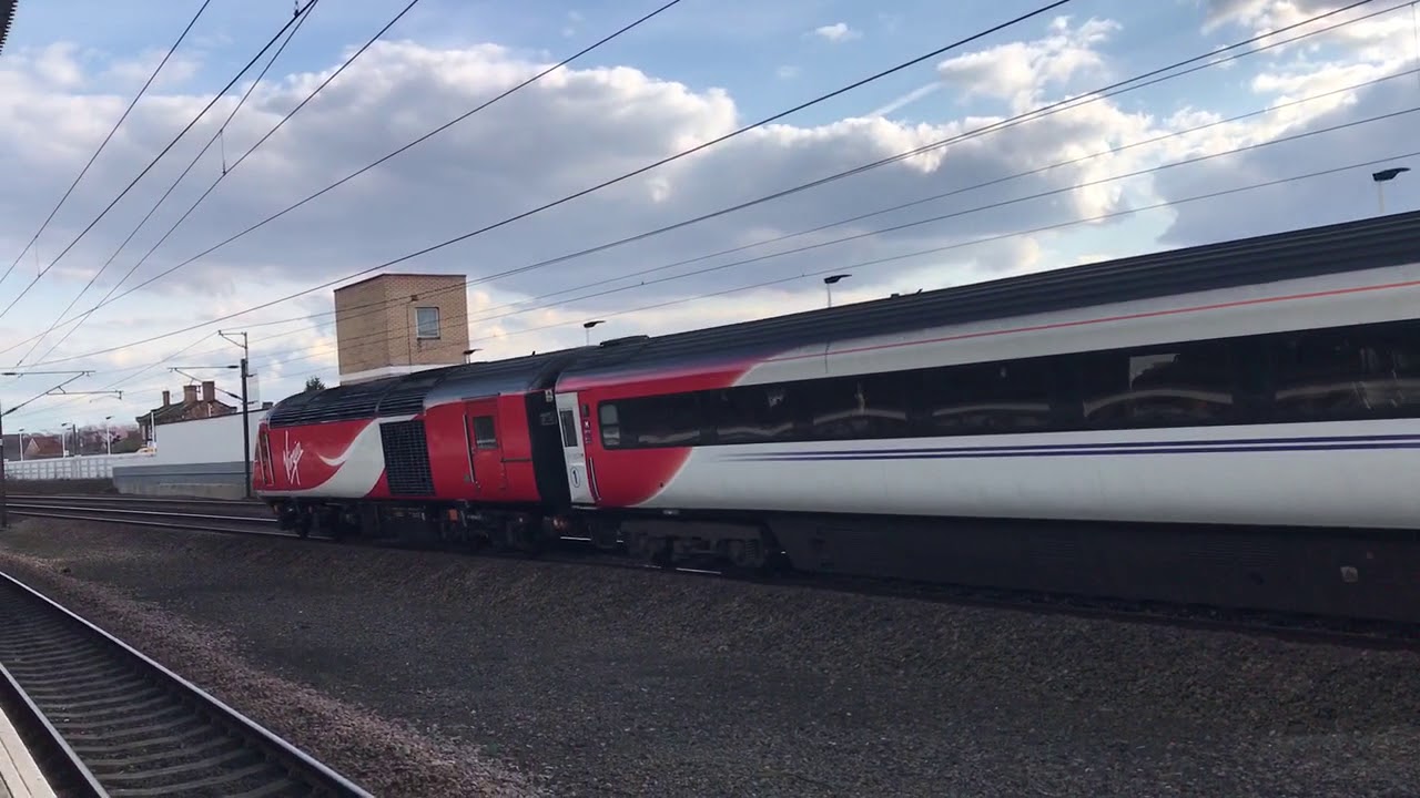 HST passing Retford after emergency stop!