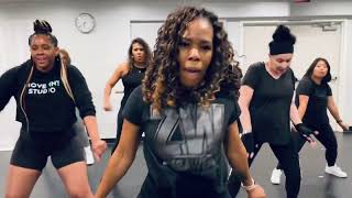 Dip by Stefflon Don & Ms. Banks | Dance Fitness | Zumba | Afrobeats | Fitness With Robin Choreo Resimi