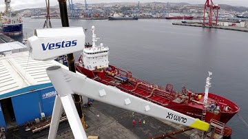 Pivotbuoy Dockyard assembly