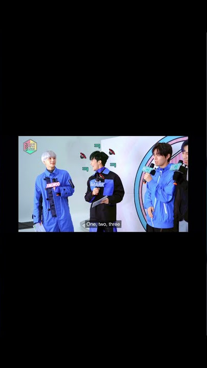 The new it’s awkward but it’s okay duo 😂😂😭✋ #kpop #shorts #nctzen #nct #yuta #xiaojun