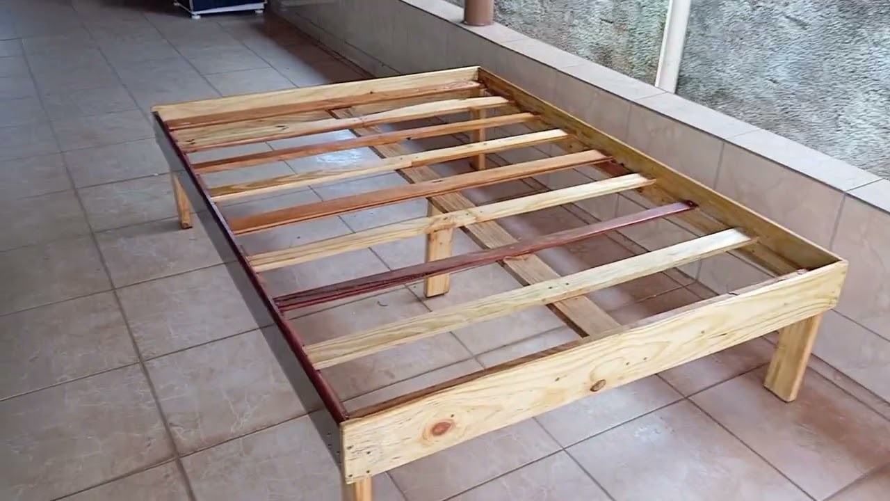 Do lixo ao luxo em 3 dias,cama casal com material reaproveitado.