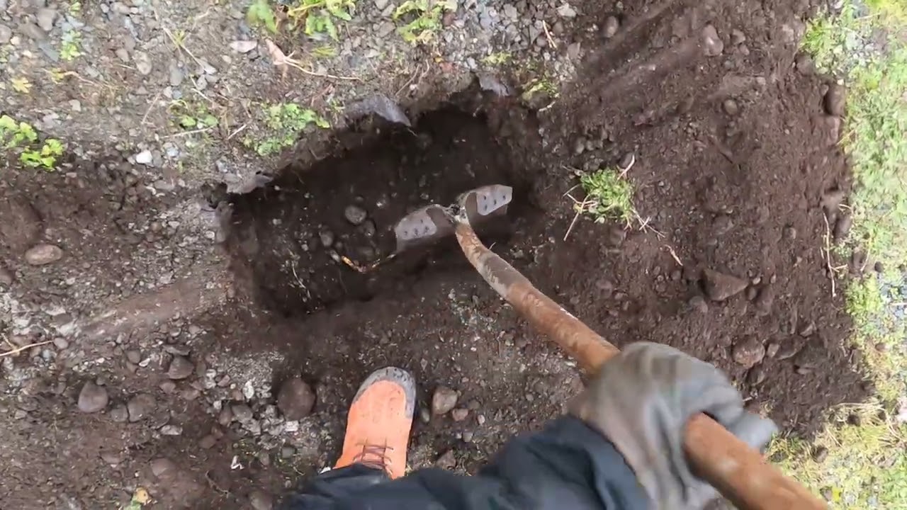 Creating a Burn Pit To Smelt Materials (Smelting Pit) Part I