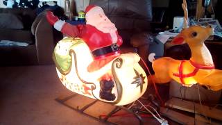 Santa in Sleigh Empire blowmold..RARE Animated, turns and waves! Christmas Decoration