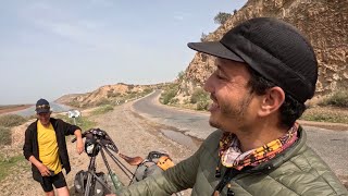 Vlog 217/  رحلة جديدة في المغرب و إلتقيت رجل ألماني يسافر بدراجة عجيبة 🇩🇪