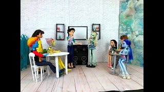 Karaoke Night- A Monster Highever After High Stop Motion