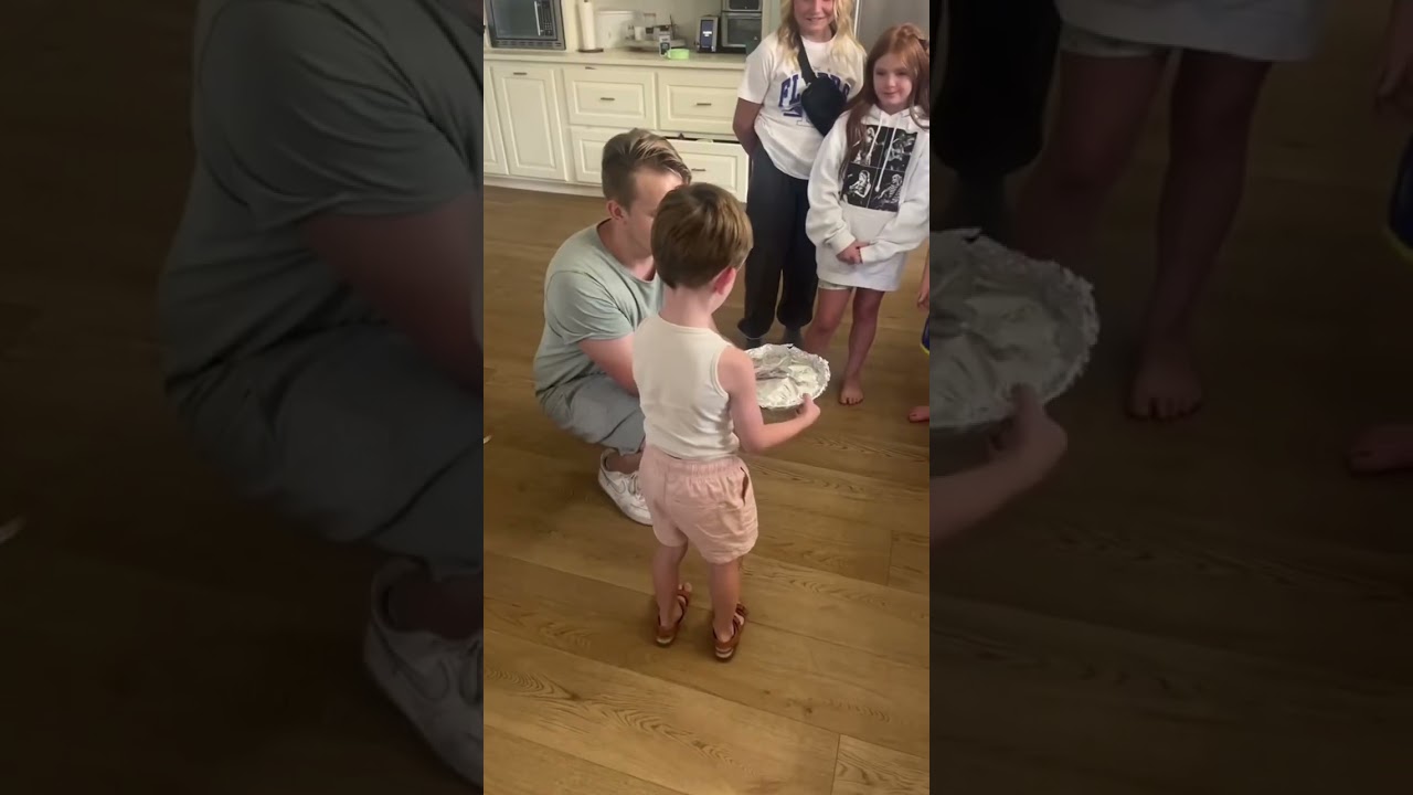 These guys are awesome❤️@pokenen @notenoughnelsons #notenoughnelsons #family #izzylarsen #treynelson