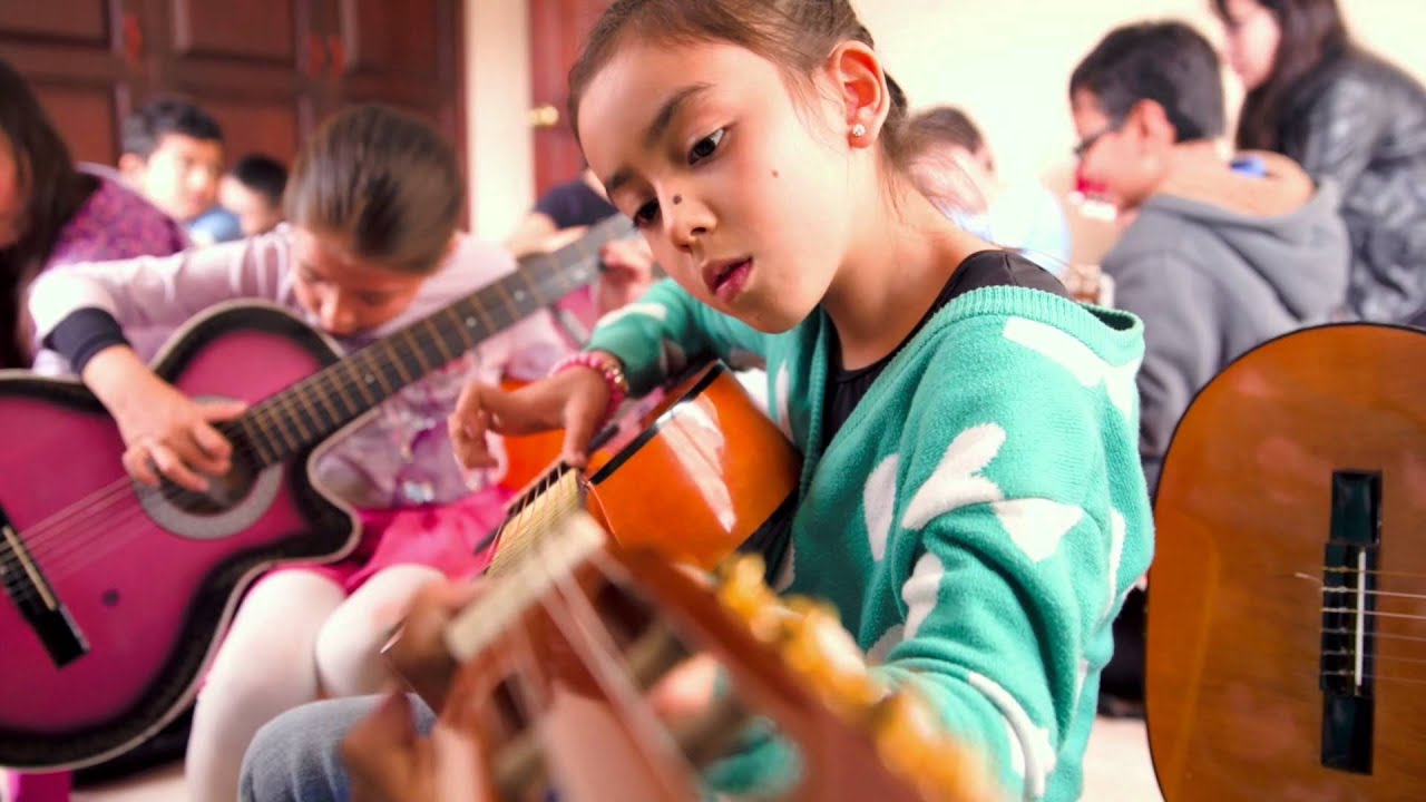 LA MUSICA EN LA FORMACION DE LOS NINOS la musica en la formacion de los ninos: