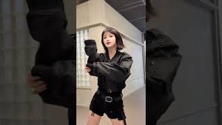 来建设一下这个挑战！ #姚琛新专辑ROLLTHE...