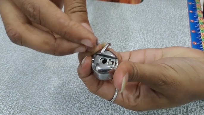 How to set/load BOBBIN CASE in Singer machines properly