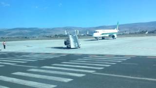 Aeroporto Di Comiso, Arrivo Volo Alitalia