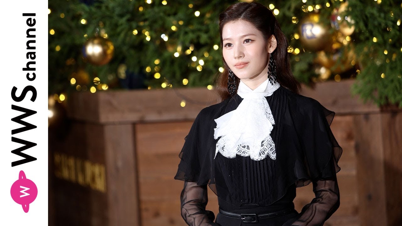 TWICE サナ クリスマス ♛𝐓𝐖𝐈𝐂𝐄 𝐒𝐚𝐧𝐚 (사나)♛ | Merry Christmas everyone