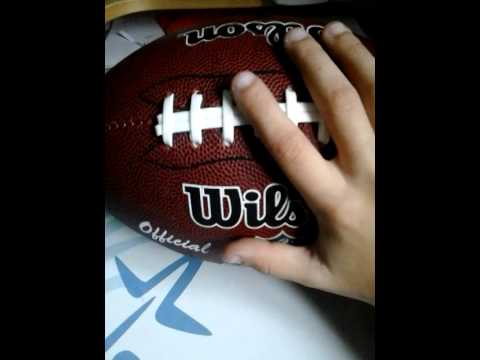 Ballon De Football Americain Youtube
