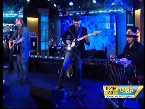 Randy Houser Performs on "Good Morning America"