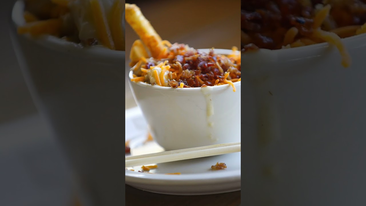 The BEST CLAM CHOWDER FRIES | Blackened Fish Sandwich | St. Augustine Beach | Sunset Grille