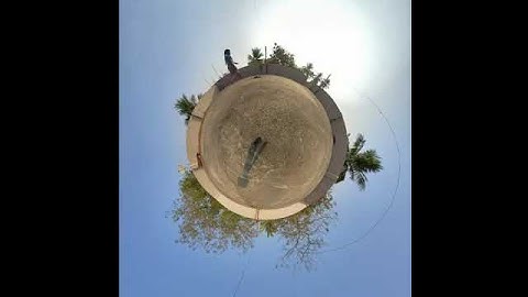 Walking On Tiny Planet / Insta 360 One R