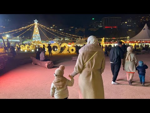 اجواء السنة الجديدة عملت طبق مشهور بالبيت لمسات شتوية للديكور 