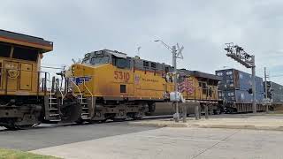 High-Priority Intermodal Westbound Down the Baird