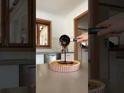 Choc peanut caramel
