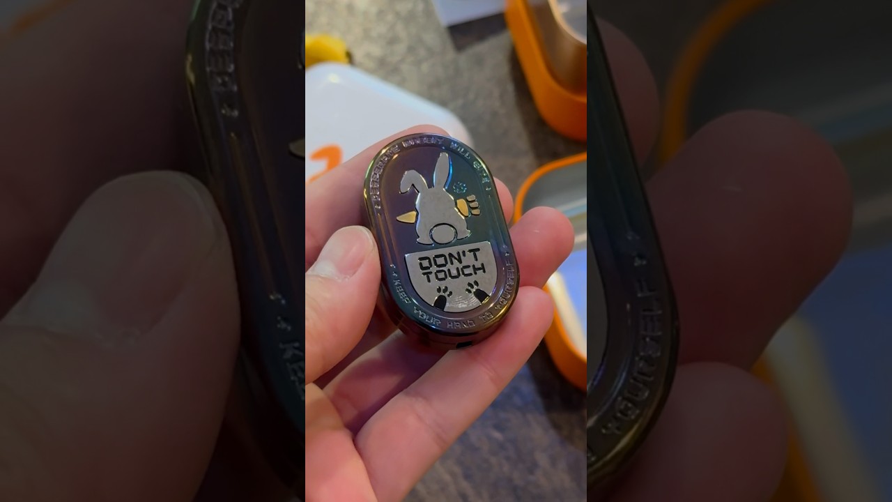 Unboxing the most addictive fidget toy&hellip;📦