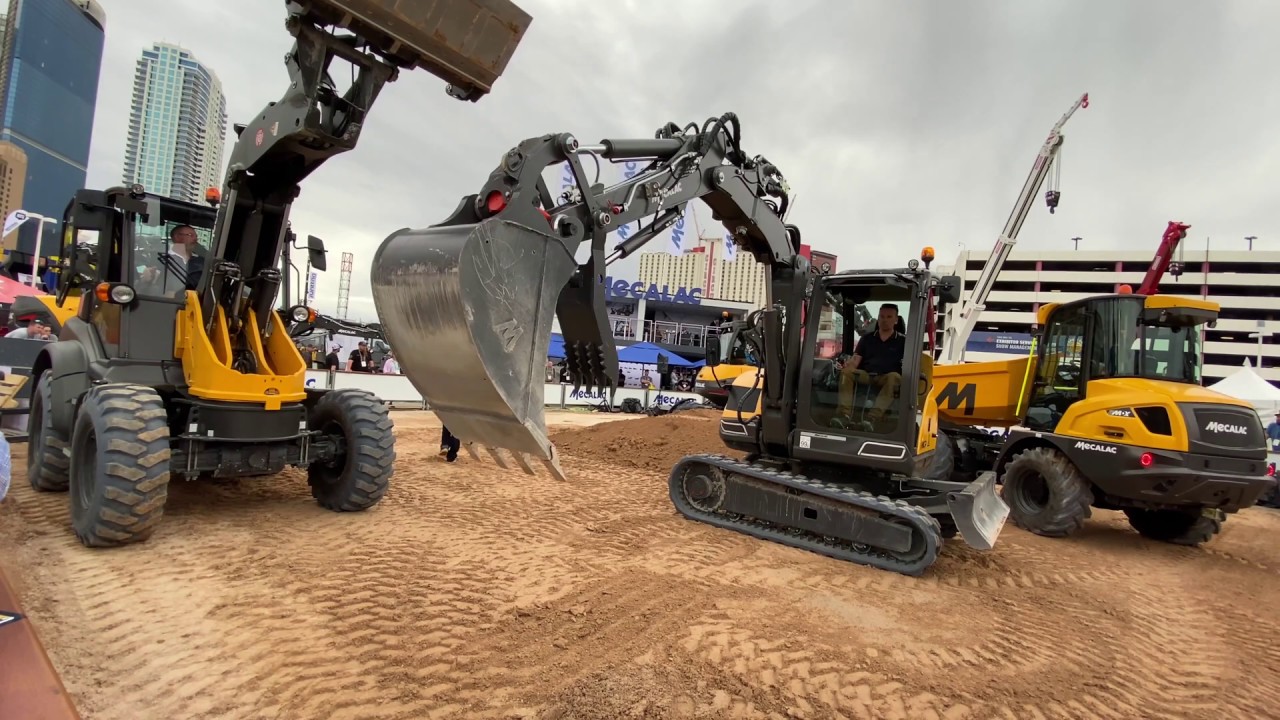 Mecalac heavy equipment Trick show / Demonstration