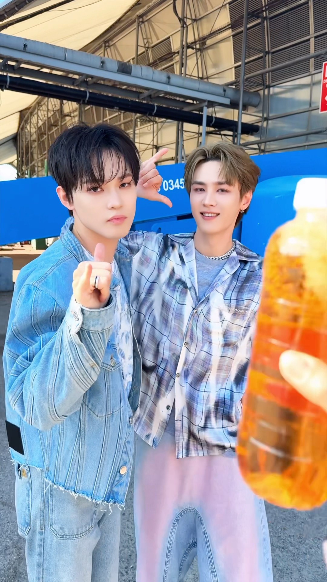 WayV - YouTube