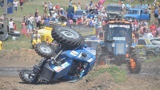 ⁣Переворот двух тракторов Бизон-Трек-Шоу 2013