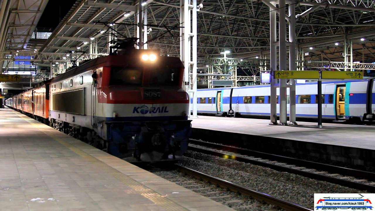 KORAL 8000대 8000호대 전기기관차 견인 통통통뮤직트레인 서울역 발차 동영상