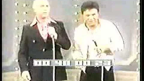 Captain Stubing and Baretta Sing!