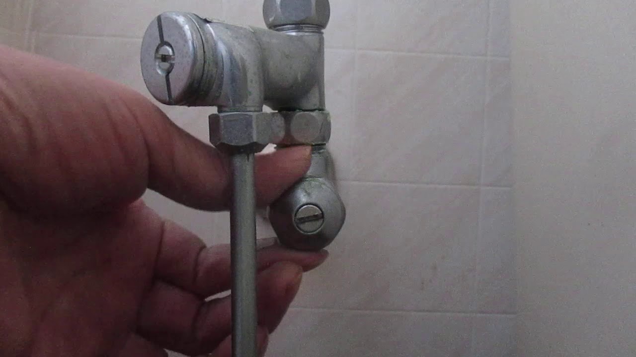 古民家 離れ トイレ止水栓の水漏れ修理 YouTube