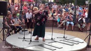 ДОМИК ОКНАМИ В САД! Как она классно поет! СМОТРИТЕ! Brest! Music! Song! ДОМИК ОКНАМИ В САД! Как она классно поет! СМОТРИТЕ! Brest! Music! Song!