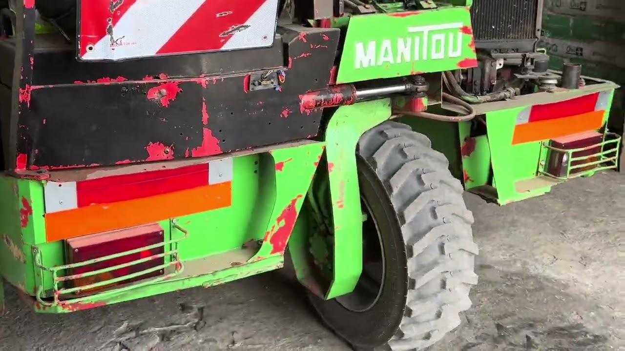 Toca llenar de pienso el almacén