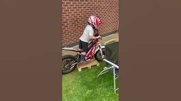 Oset bikes. Riding dirty! Oset 20r and 16r trial bikes! Fun speed motorbikes