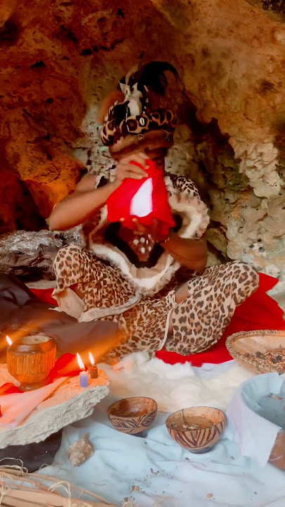 Sihir Hitam - Ritual Pengorbanan Suku Hadzabe Sebelum Pergi Ke Hutan #afrika #ritual #sihirhitam