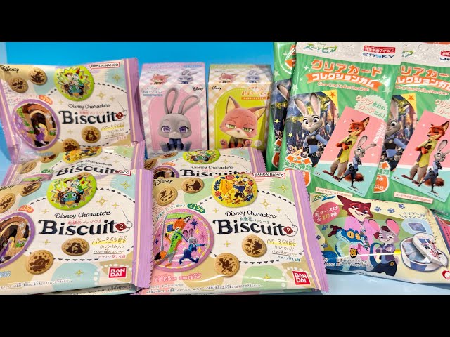Disney candy toy Biscuit 2 with badge, clear card collection gum