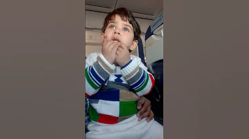 Cutebabyreactionduringtakeoff Airplanes Takeoff Baby Reaction During Takeoff Cutebaby 